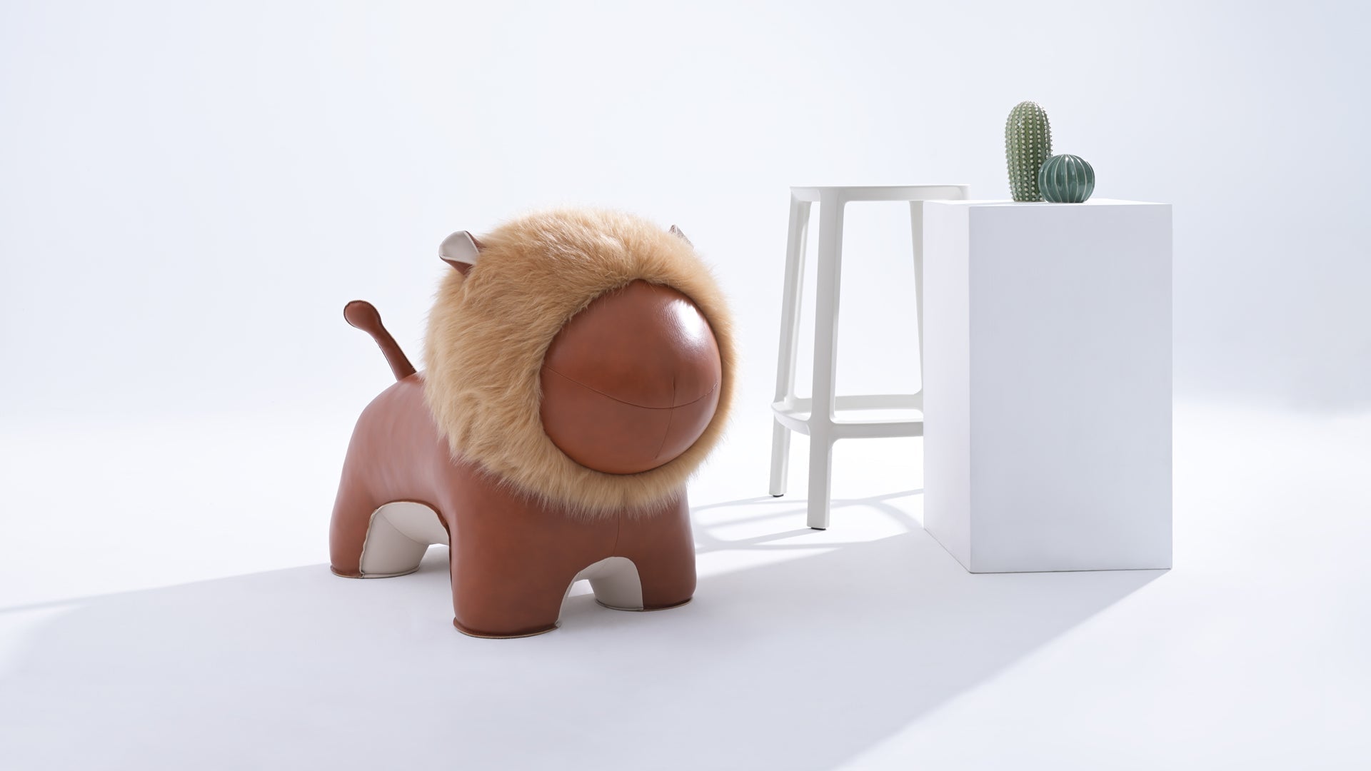 Zuny - Creative Home Deco with Synthetic-Leather Handicrafts | Intent
